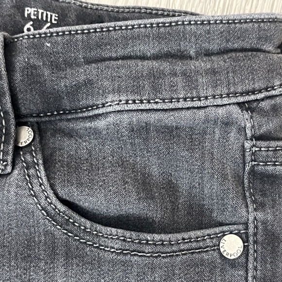 Liver Pool LA Women's The High Rise Ankle Jeans, Gray, Size 6 Petite - Picture 6 of 13
